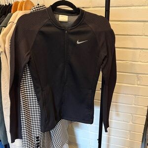 Nike Black Women's Ribbed-Sleeve Golf Jacket